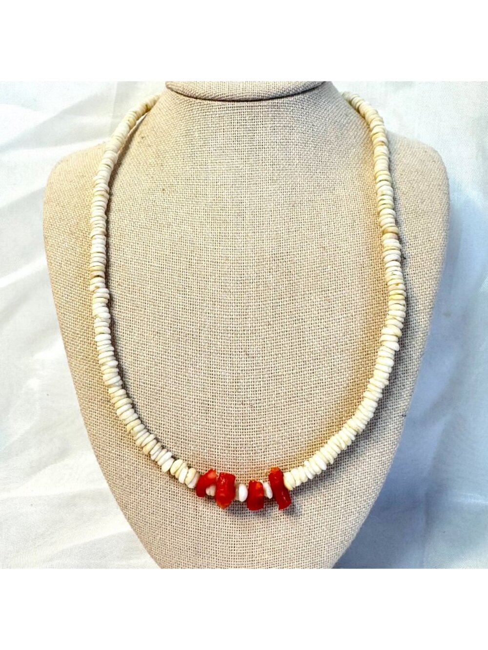 Coral & Shell Beaded Necklace Barrel Clasp Silver Tone Size 16'' Length